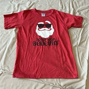Urban Smalls “Don’t Stop Believing” Kids Santa Tee, Sz 10